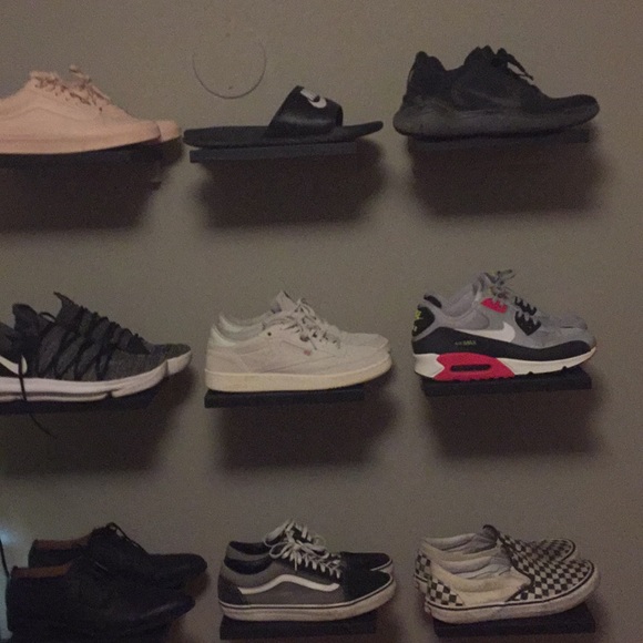 Meet your Posher, Alec - Picture 1 of 1